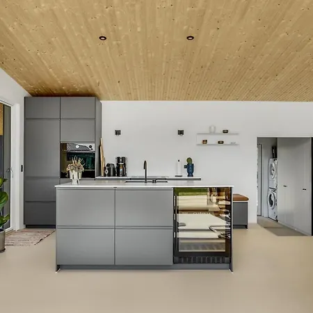Awesome In With Kitchen Holiday home *